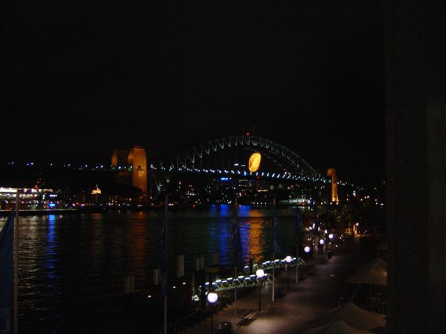 18/11/03 ITV RWC celebration - window view